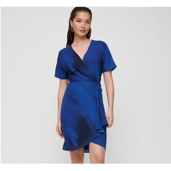 Aritzia Babaton Wallace Blue Printed Wrap Dress Size S B39 - Picture 1 of 4
